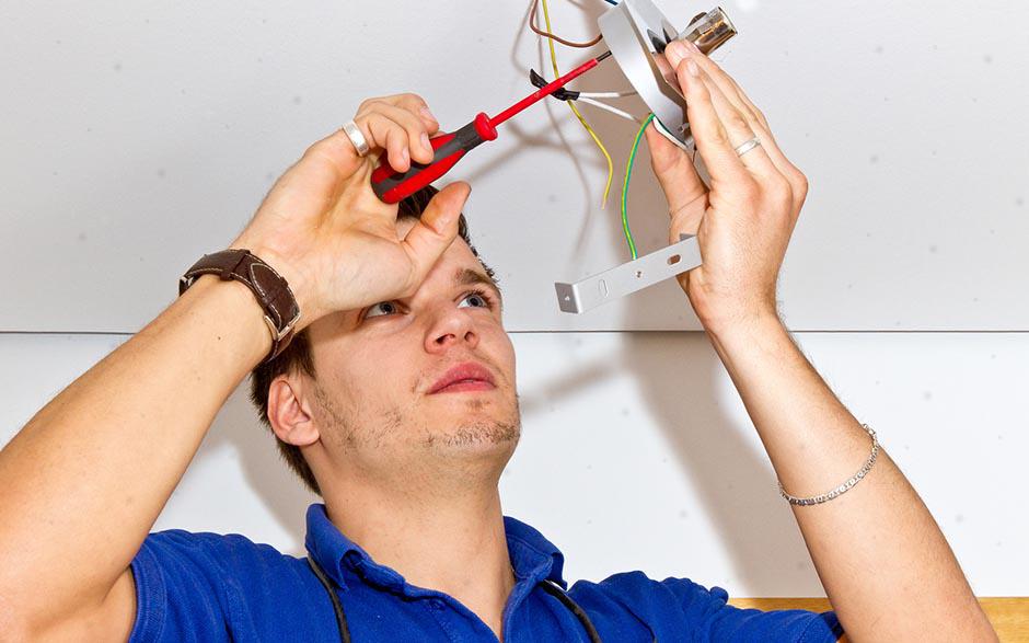cherche électricien Montlhéry